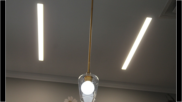 Pendant lamp and recessed lighting