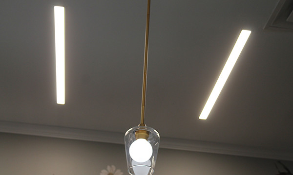 Pendant lamp and recessed lighting